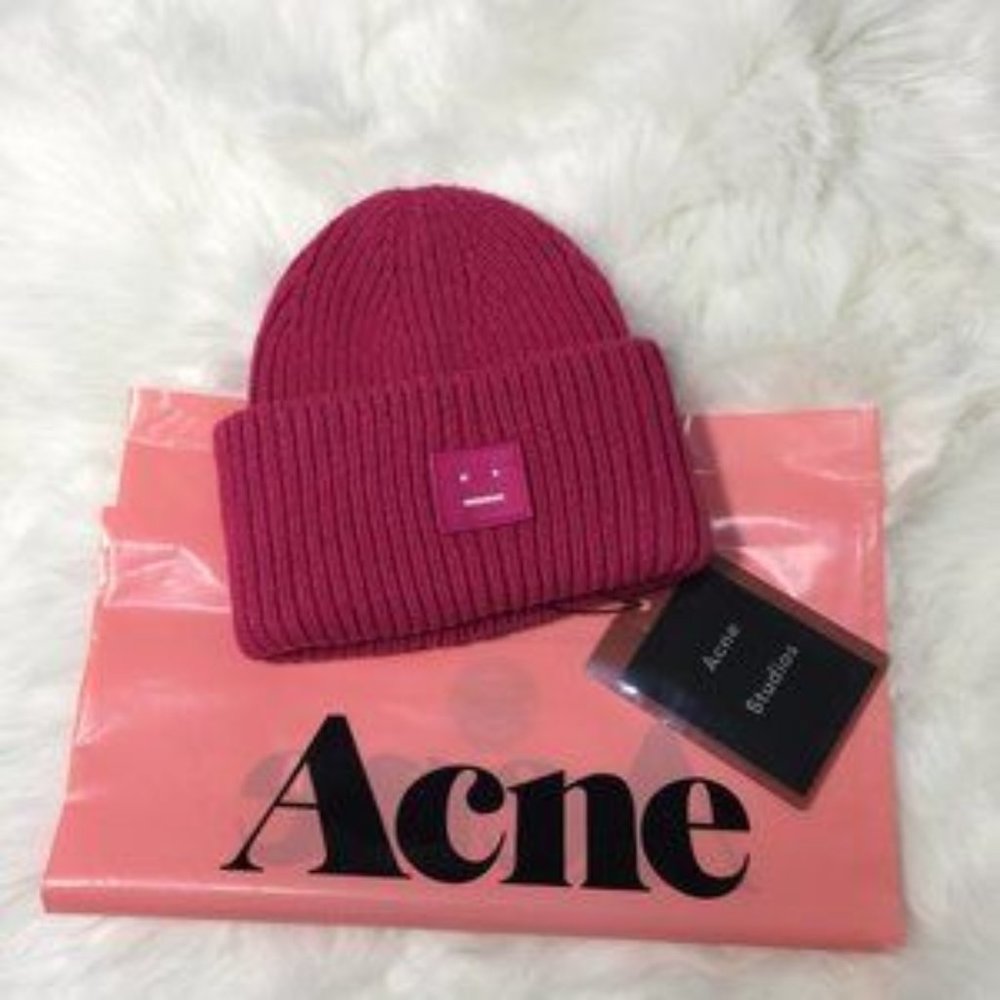 Acne Studios Pansy Beanie Pink